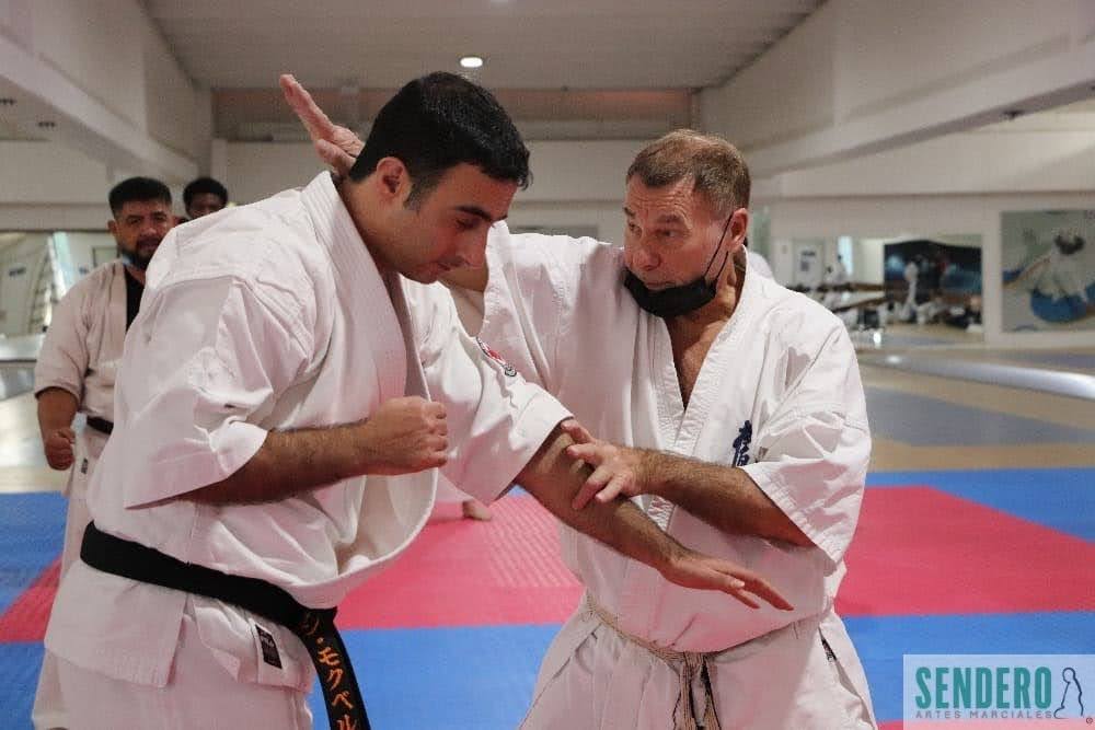 Entrenamiento de artes marciales en Ittai Dojo